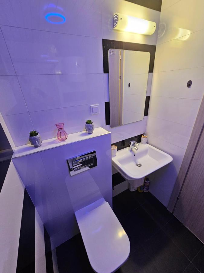 Eva'S Premium Apartments Skopje Esterno foto